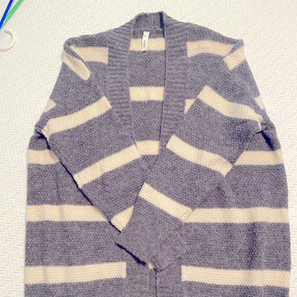 Open cozy cardigan